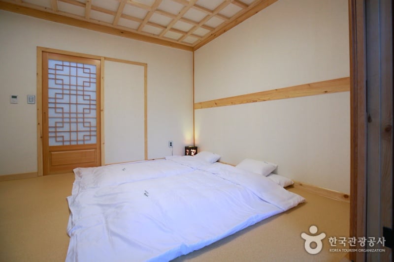 Wiyeonjae Hanok Stay [Korea Quality] / 위연재 [한국관광 품질인증/Korea Quality] (2/27)