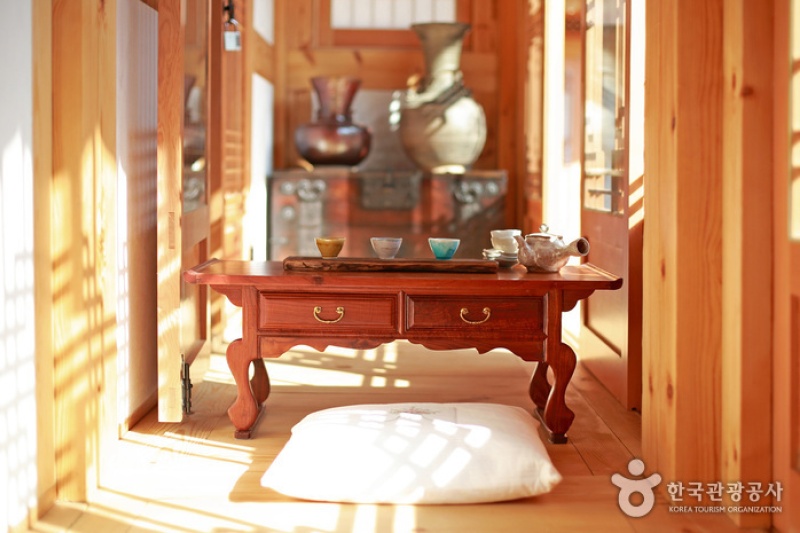 Wiyeonjae Hanok Stay [Korea Quality] / 위연재 [한국관광 품질인증/Korea Quality] (19/27)