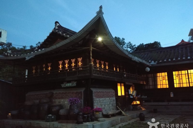Daemyeongheon House [Korea Quality] / 남문한옥 대명헌 [한국관광 품질인증/Korea Quality] (1/6)