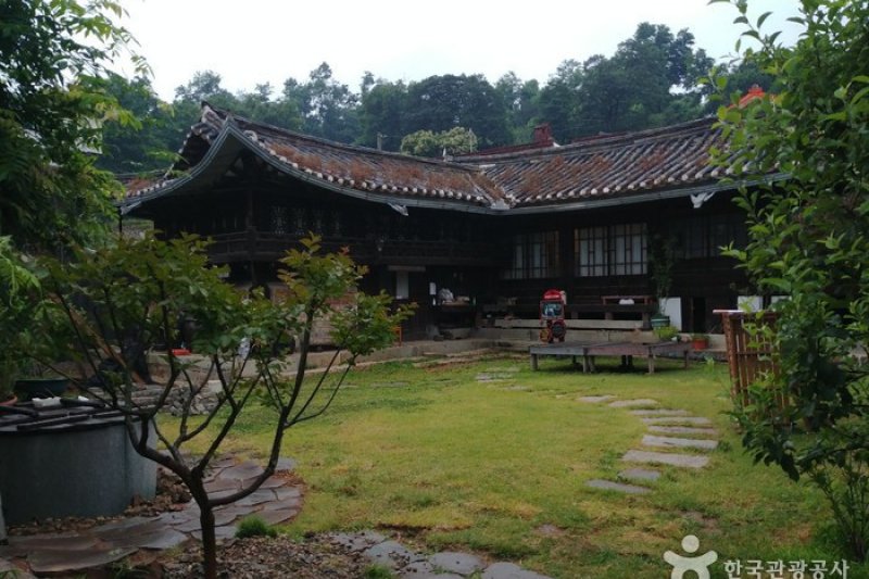 Daemyeongheon House [Korea Quality] / 남문한옥 대명헌 [한국관광 품질인증/Korea Quality] (4/6)