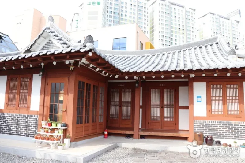 Sansu-dong Hanok Experience Hall  (7/7)