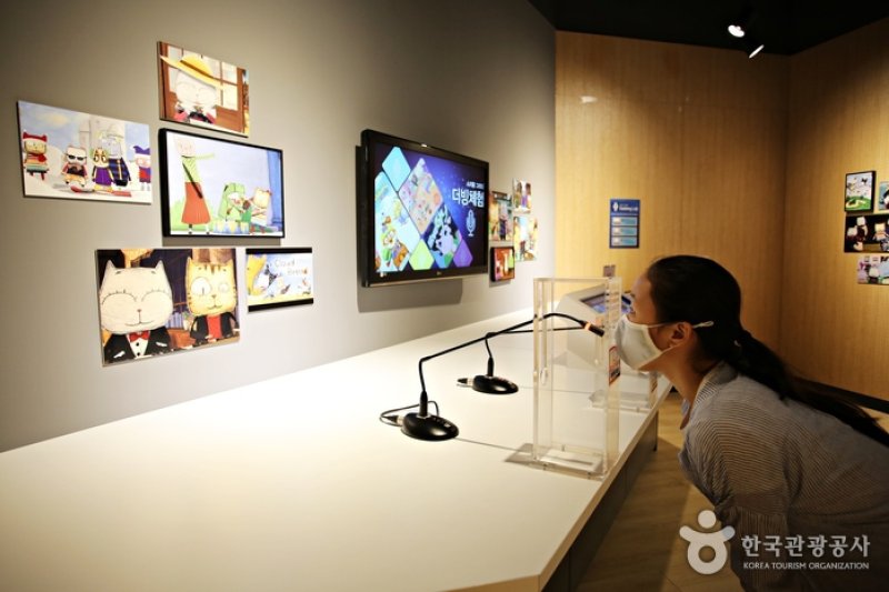 Animation Museum &amp; Toy Robot Studio (춘천 애니메이션박물관&amp;토이로봇관) (18/19)