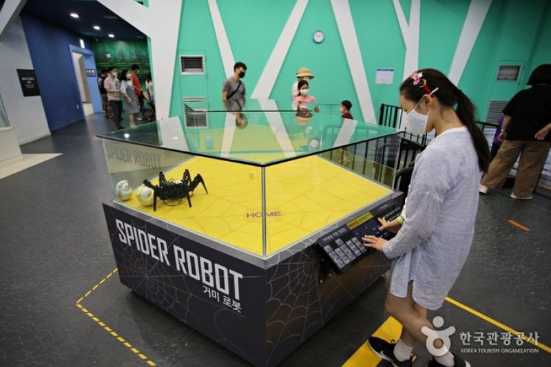 Animation Museum &amp; Toy Robot Studio (춘천 애니메이션박물관&amp;토이로봇관) (19/19)