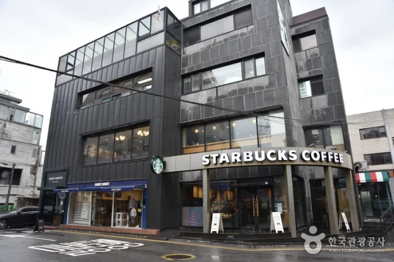 Saint James Boutique Seoul (세인트제임스 서울) (17/27)
