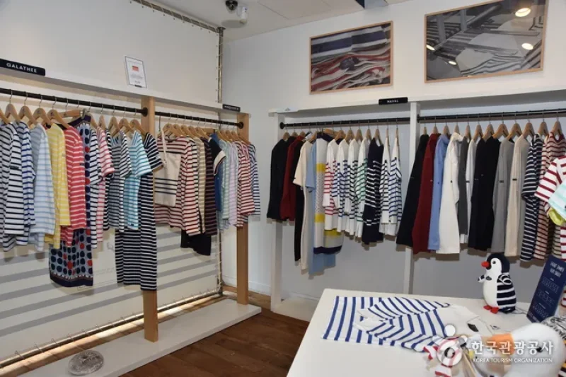 Saint James Boutique Seoul (세인트제임스 서울) (20/27)