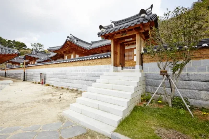 Sunchon Bay Echo Village youth hostel (순천만에코유스호스텔) (5/14)
