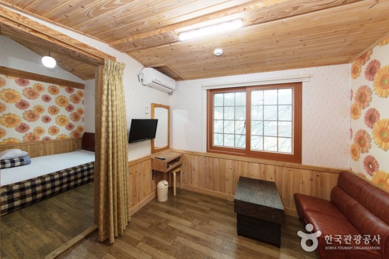 Jeil Sanjang - Goodstay  (14/25)