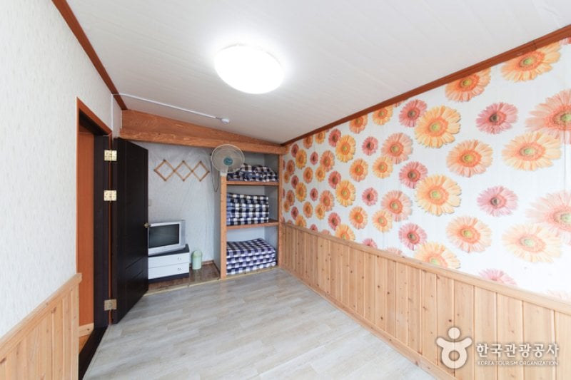 Jeil Sanjang - Goodstay  (22/25)