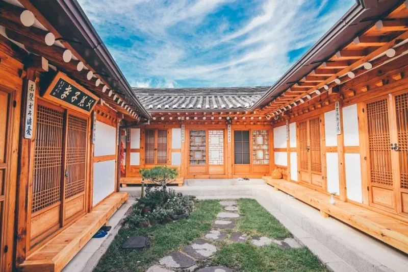 Cheong Yeon Jae Hanok Hotel (청연재)[한국관광품질인증/Korea Quality] (2/9)