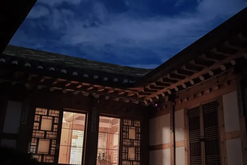 Cheong Yeon Jae Hanok Hotel (청연재)[한국관광품질인증/Korea Quality] (4/9)
