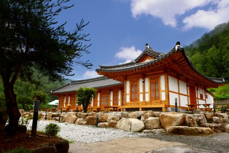 Paroho Hanok Pension (파로호한옥펜션) [한국관광품질인증제/ Korea Quality] (15/32)