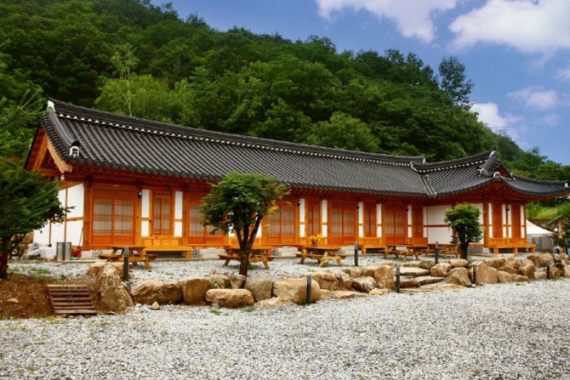 Paroho Hanok Pension (파로호한옥펜션) [한국관광품질인증제/ Korea Quality] (26/32)