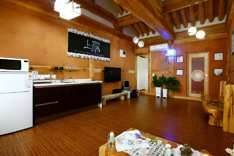 Paroho Hanok Pension (파로호한옥펜션) [한국관광품질인증제/ Korea Quality] (29/32)