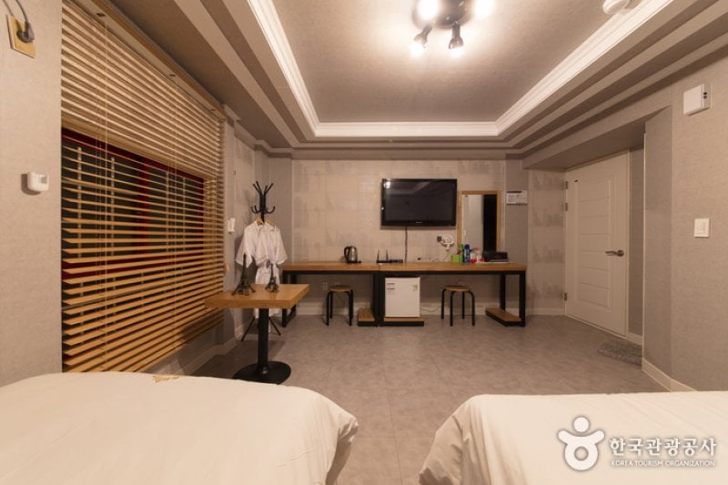 Hiddink Motel - Goodstay  (20/24)