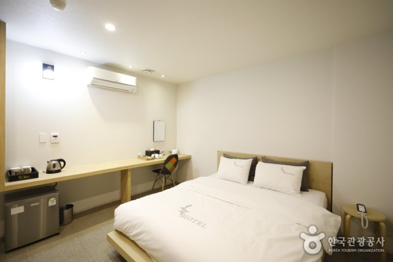 Hotel The May - Goodstay  (5/18)