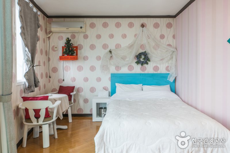 Jungdong Castle - Goodstay  (10/16)