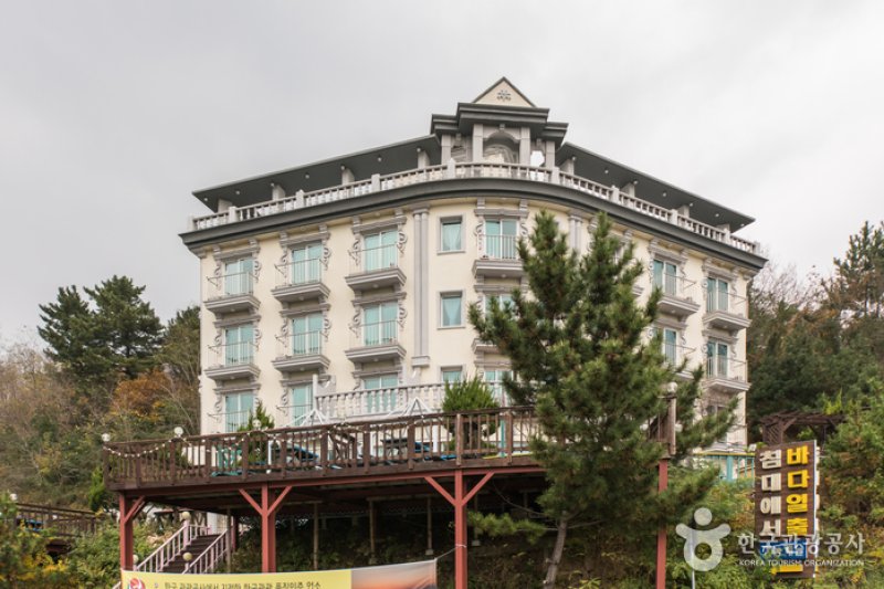 Jungdong Castle - Goodstay  (15/16)