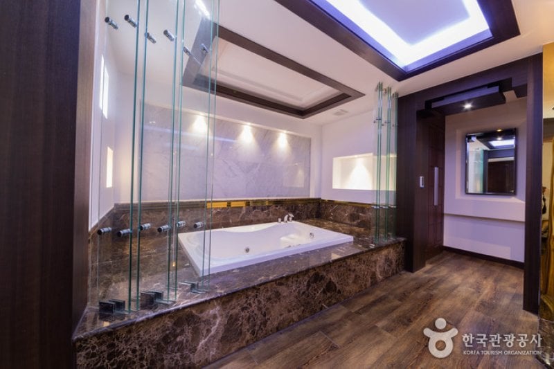 Seosan Aria Hotel (서산아리아호텔)[한국관광품질인증/Korea Quality] (23/55)