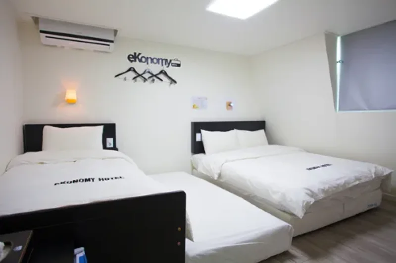 EKONOMY HOTEL - Goodstay  (15/36)