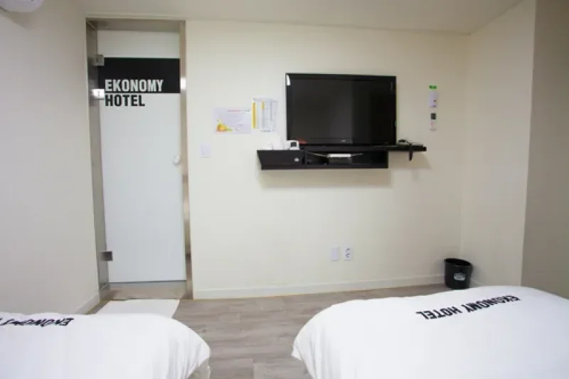 EKONOMY HOTEL - Goodstay  (20/36)
