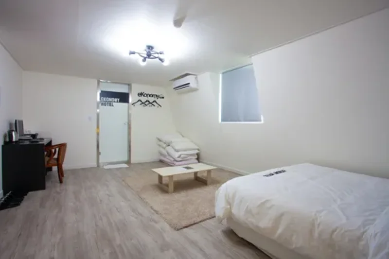 EKONOMY HOTEL - Goodstay  (27/36)