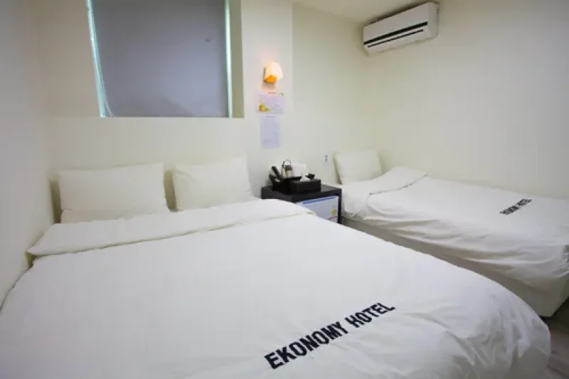 EKONOMY HOTEL - Goodstay  (32/36)