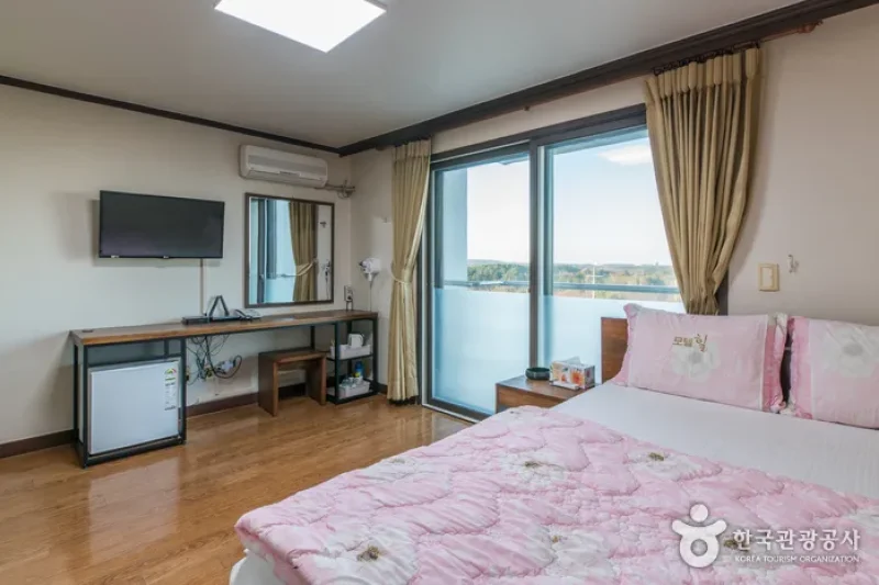 Motel Hill - Goodstay  (13/20)
