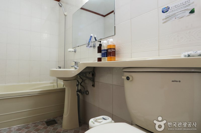 Equus Motel - Goodstay  (19/22)