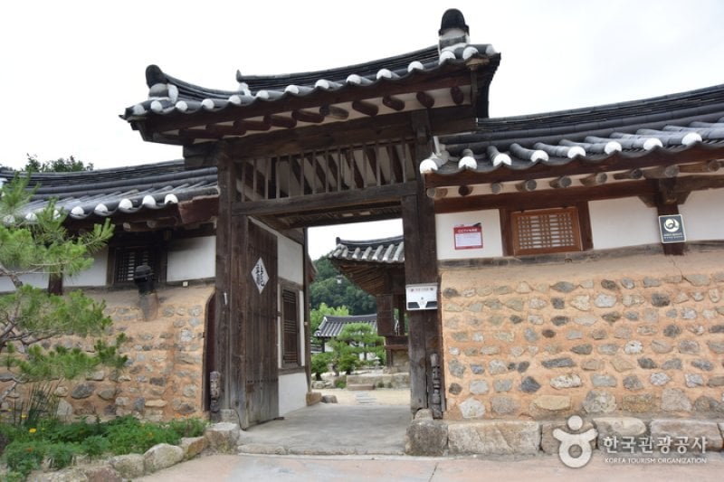 House of Sogang (소강고택)[한국관광품질인증제/ Korea Quality] (7/37)