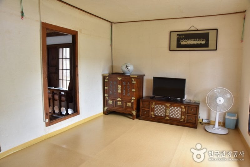 House of Sogang (소강고택)[한국관광품질인증제/ Korea Quality] (14/37)