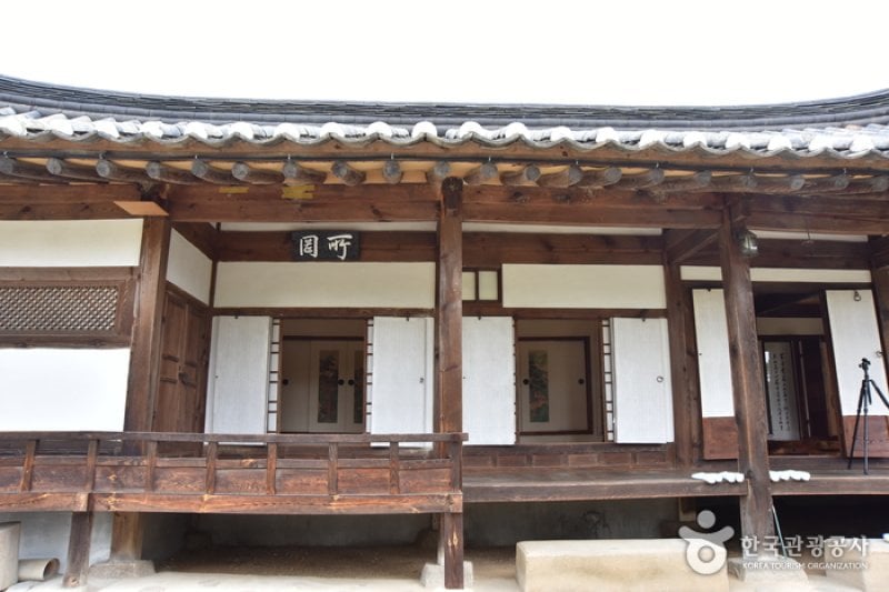 House of Sogang (소강고택)[한국관광품질인증제/ Korea Quality] (19/37)