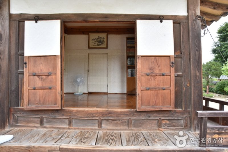 House of Sogang (소강고택)[한국관광품질인증제/ Korea Quality] (24/37)