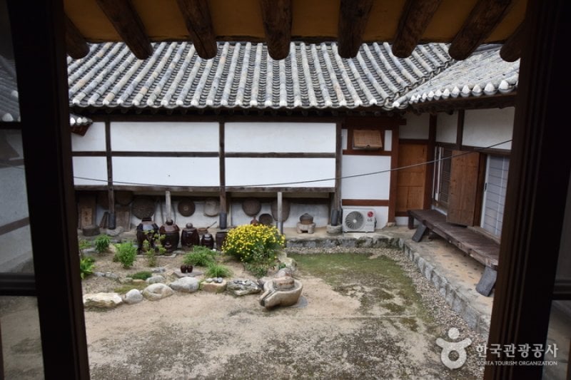 House of Sogang (소강고택)[한국관광품질인증제/ Korea Quality] (37/37)