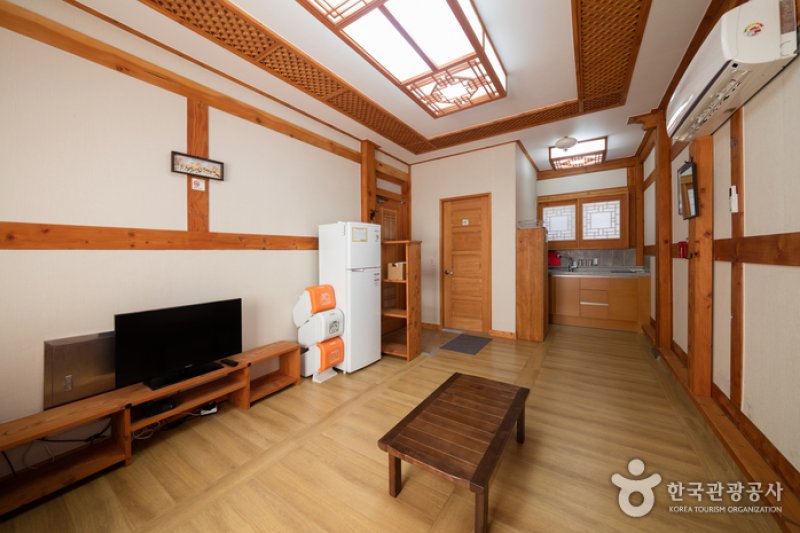 Namhyangjae Hanok Stay  (14/31)