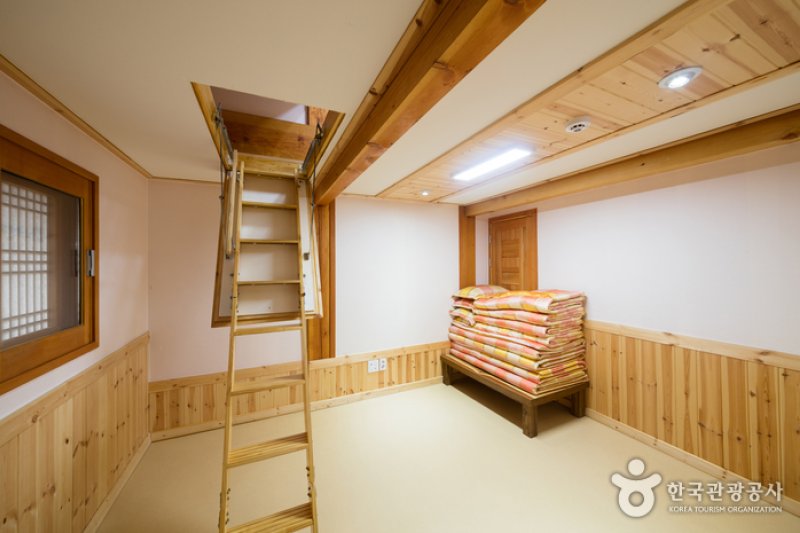 Namhyangjae Hanok Stay  (23/31)