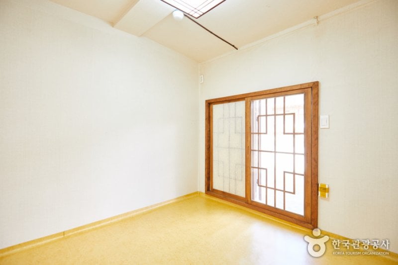 The Head House of Jeong On (정온선생종택)[한국관광품질인증/Korea Quality] (24/34)