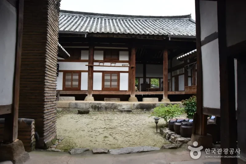 Hahoe Bukchondaek House (하회 북촌댁)[한국관광품질인증제/ Korea Quality] (12/25)