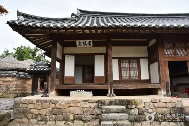 Hahoe Bukchondaek House (하회 북촌댁)[한국관광품질인증제/ Korea Quality] (14/25)
