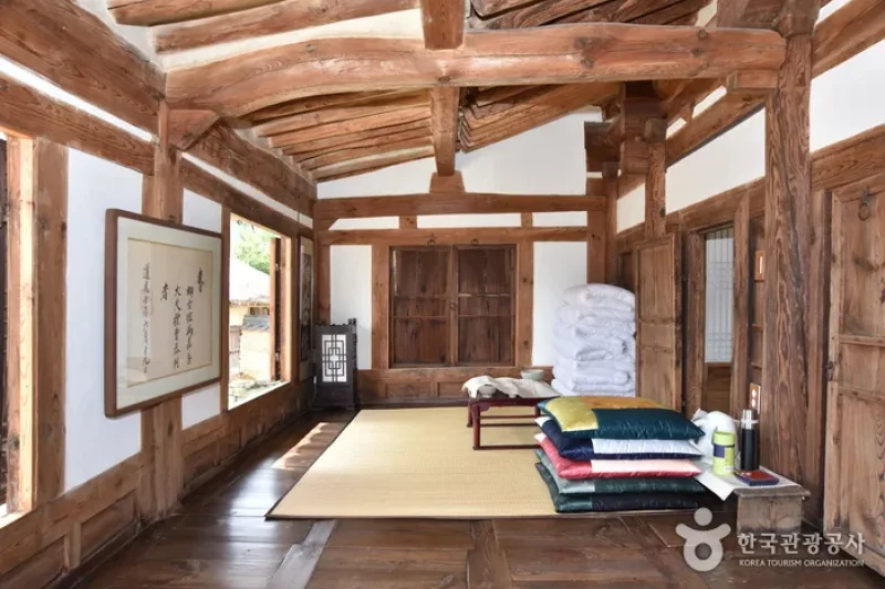 Hahoe Bukchondaek House (하회 북촌댁)[한국관광품질인증제/ Korea Quality] (23/25)