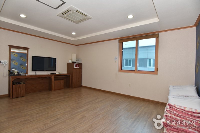 Narobeach Hotel - Goodstay  (15/26)