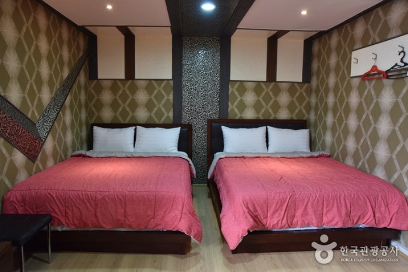 INJE HOTEL  (8/15)