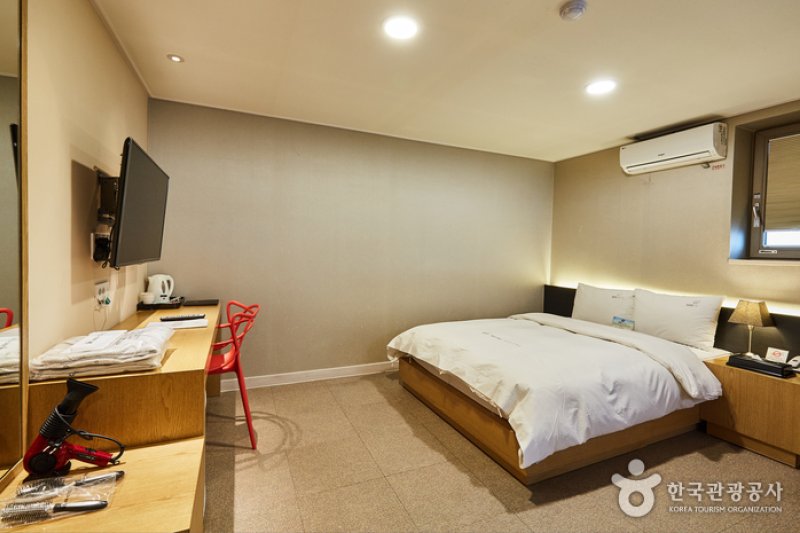 141 Mini Hotel - Goodstay  (33/50)