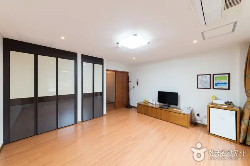 Yeonggwang Country Club Golftel - Goodstay  (24/28)