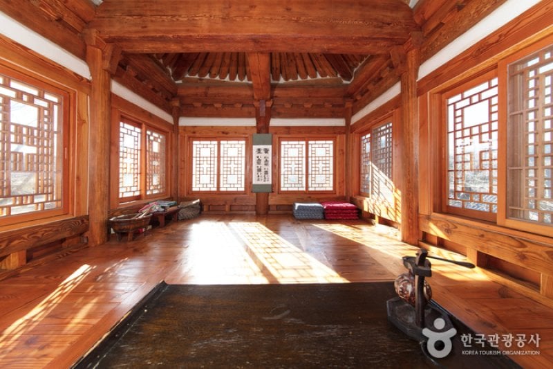 Jirisan Hanok Village (지리산한옥마을)[한국관광품질인증/Korea Quality] (15/27)