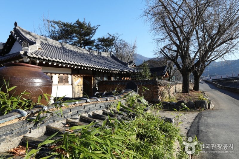 Jirisan Hanok Village (지리산한옥마을)[한국관광품질인증/Korea Quality] (21/27)