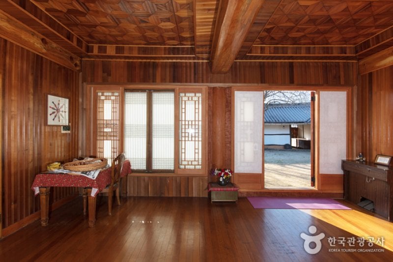 Jirisan Hanok Village (지리산한옥마을)[한국관광품질인증/Korea Quality] (24/27)