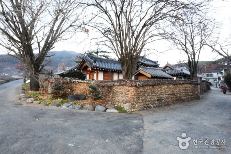 Jirisan Hanok Village (지리산한옥마을)[한국관광품질인증/Korea Quality] (26/27)