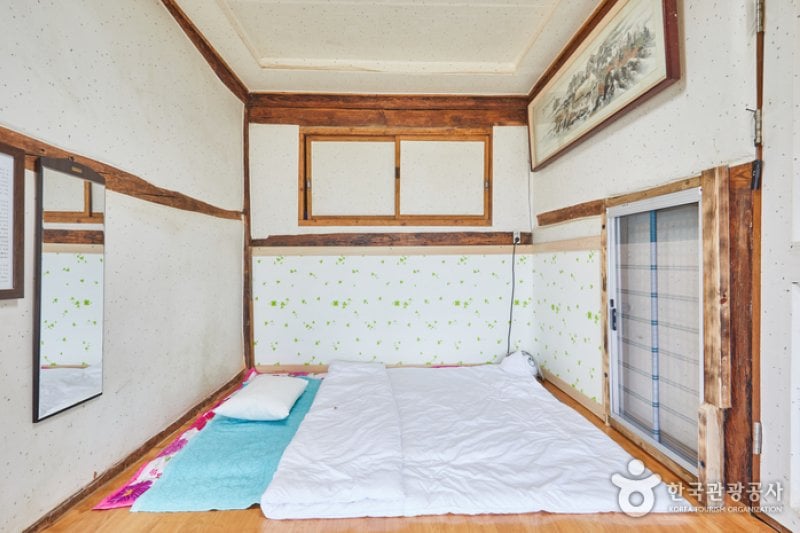 Suncheonman Bay Haeryongseong Fortress Gotaek (Old House) (순천만해룡성고택)[한국관광품질인증/Korea Quality] (27/41)