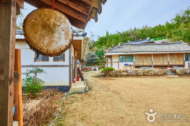Suncheonman Bay Haeryongseong Fortress Gotaek (Old House) (순천만해룡성고택)[한국관광품질인증/Korea Quality] (41/41)