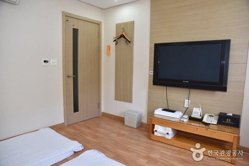 Highland Hotel - Goodstay  (30/37)